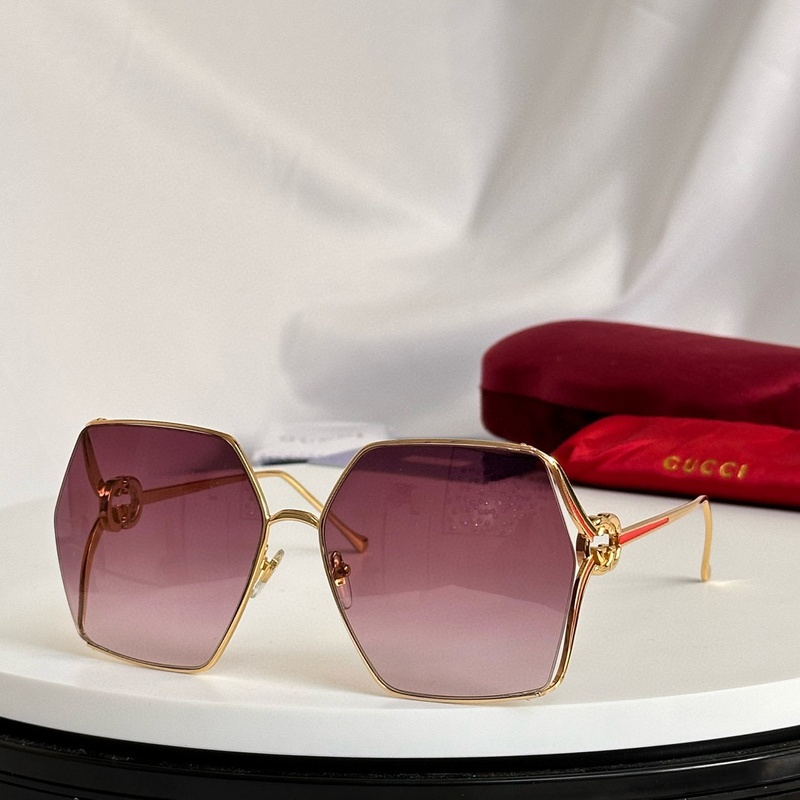 Gucci Sunglasses 293